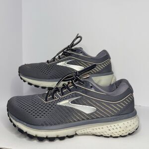 Brooks Ghost 12 Running Shoes Granite Peacoat Peach Women’s size 6.5 D Wide